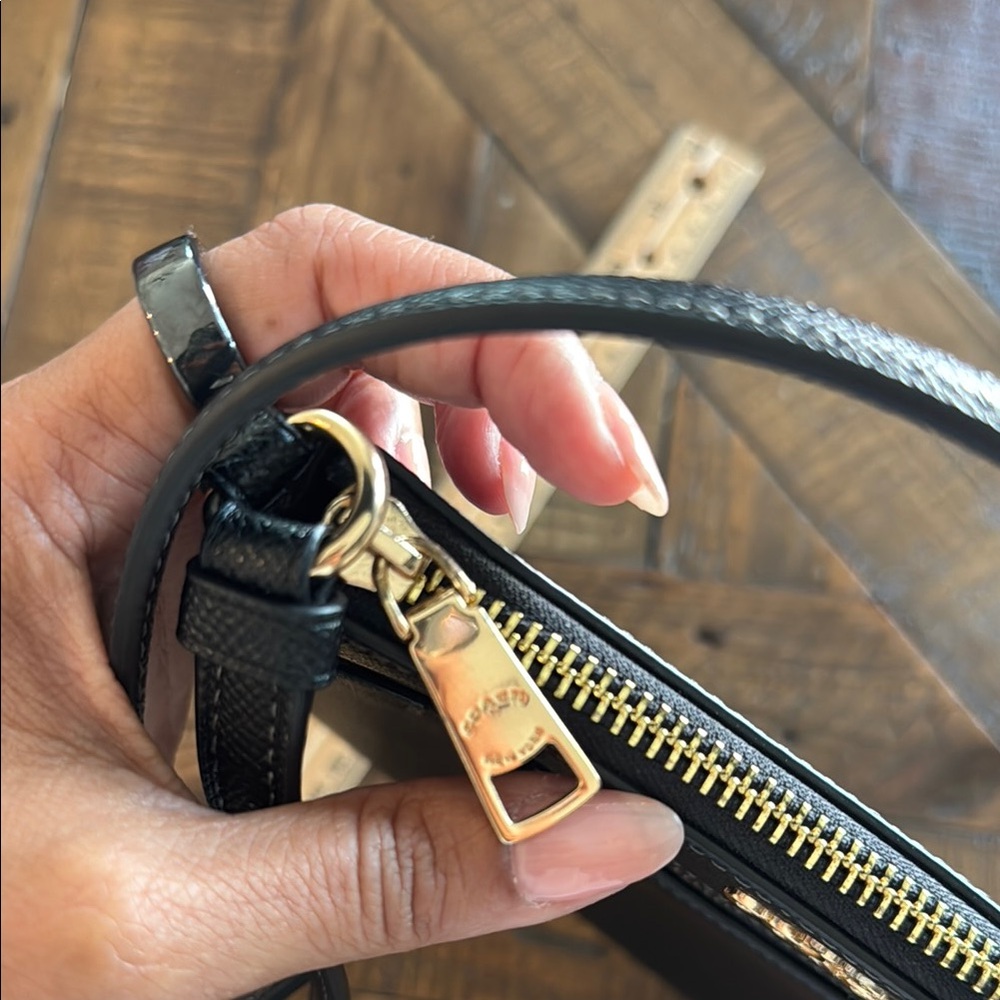 Coach Black Leather Crossbody Bag with Gold Accents - Picture 4 of 7